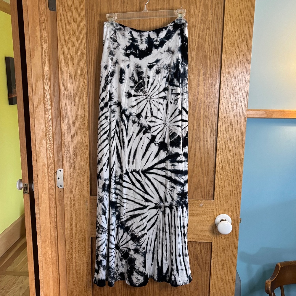 Sivana Tie-Dye Stretchy Rayon Maxi Skirt - Medium